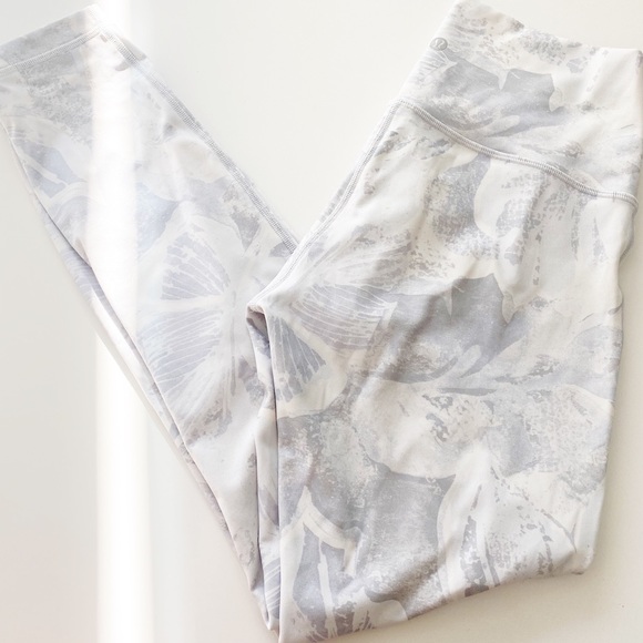 Lululemon Wunder Under High-Rise Tight 25" Tropical Shadow Starlight Multi - Picture 3 of 7